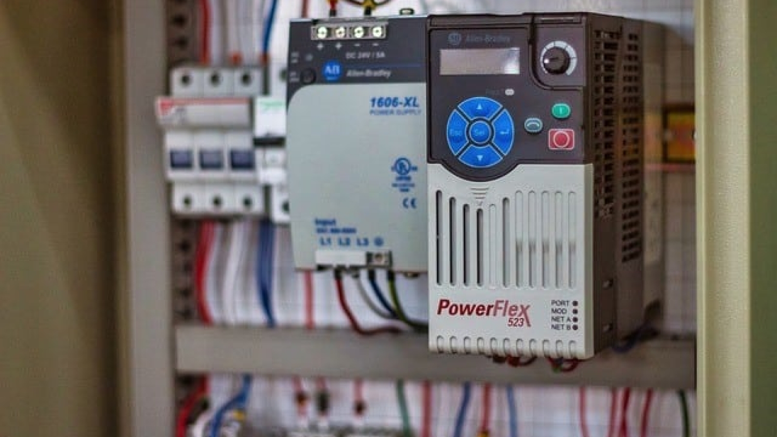 1.Ilustrasi VFD Inverter