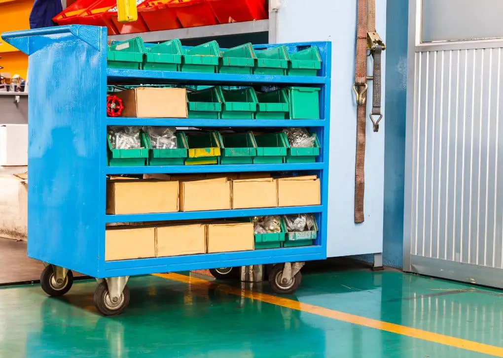 ilustrasi penyimpanan spare part