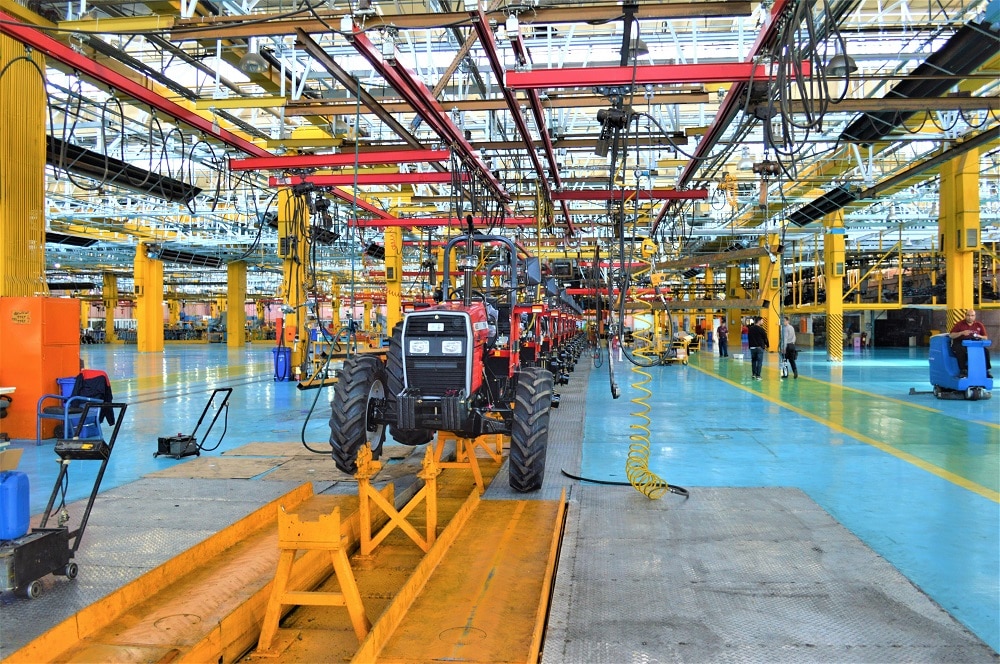 2.robot dalam bidang manufaktur